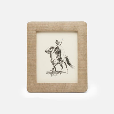 Halle Frame